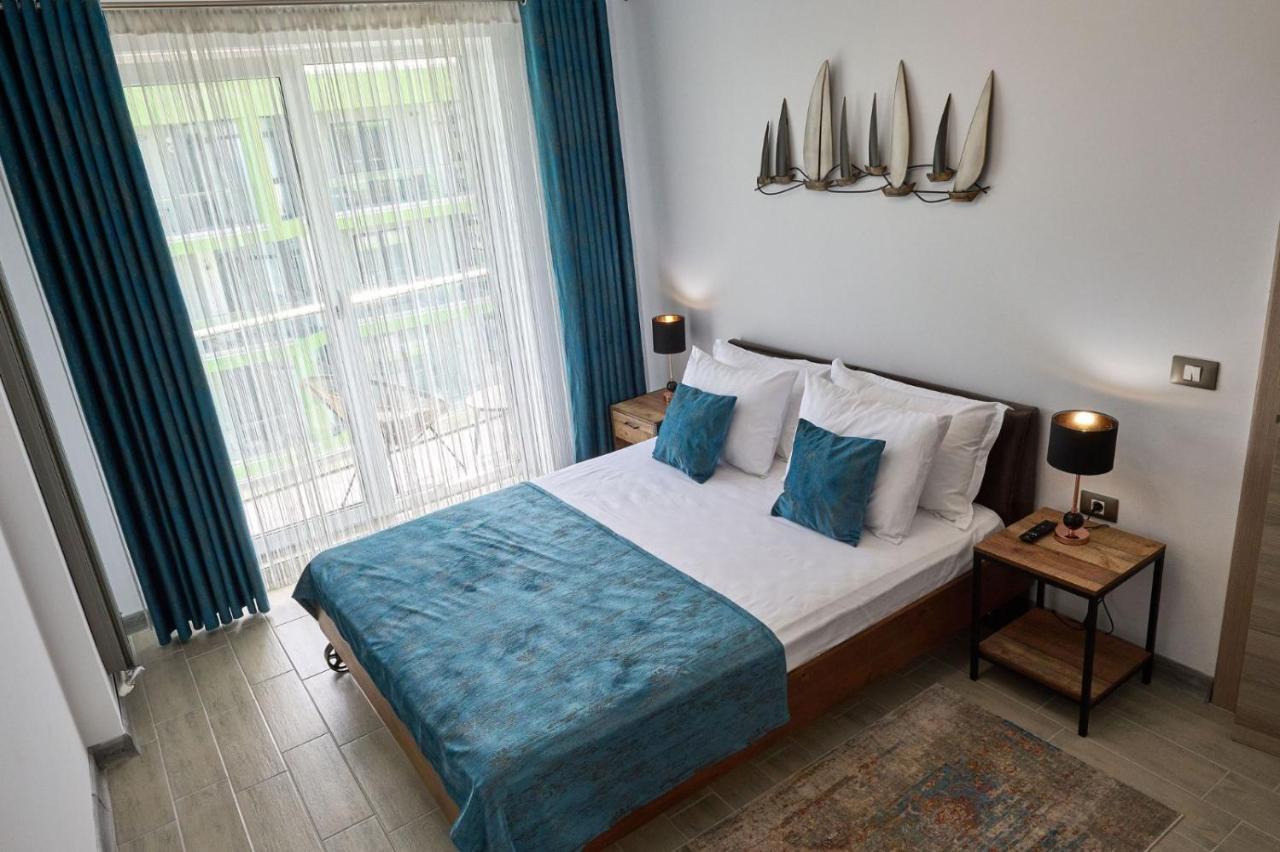 Vintage Breeze Apartment - Spa Pools Resort Mamaia Esterno foto