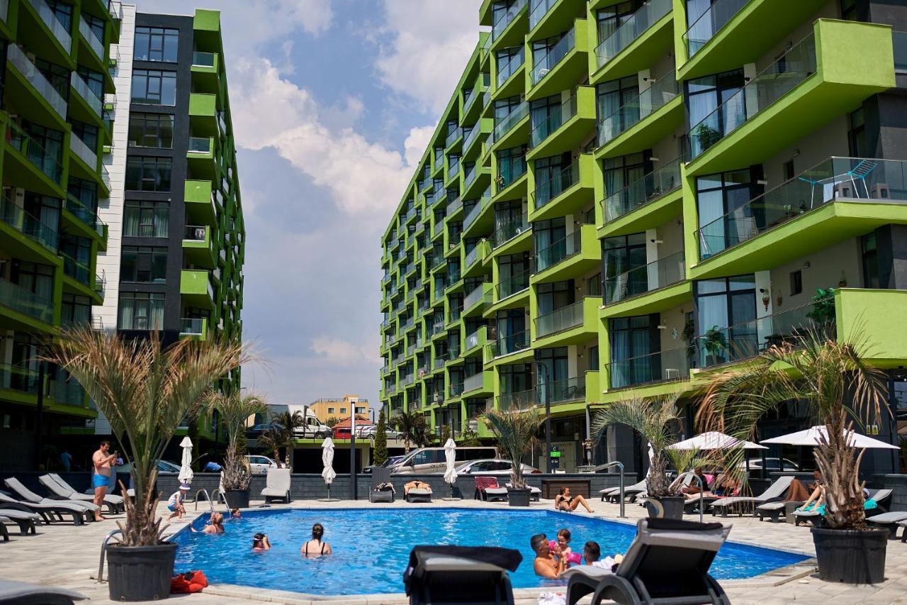 Vintage Breeze Apartment - Spa Pools Resort Mamaia Esterno foto