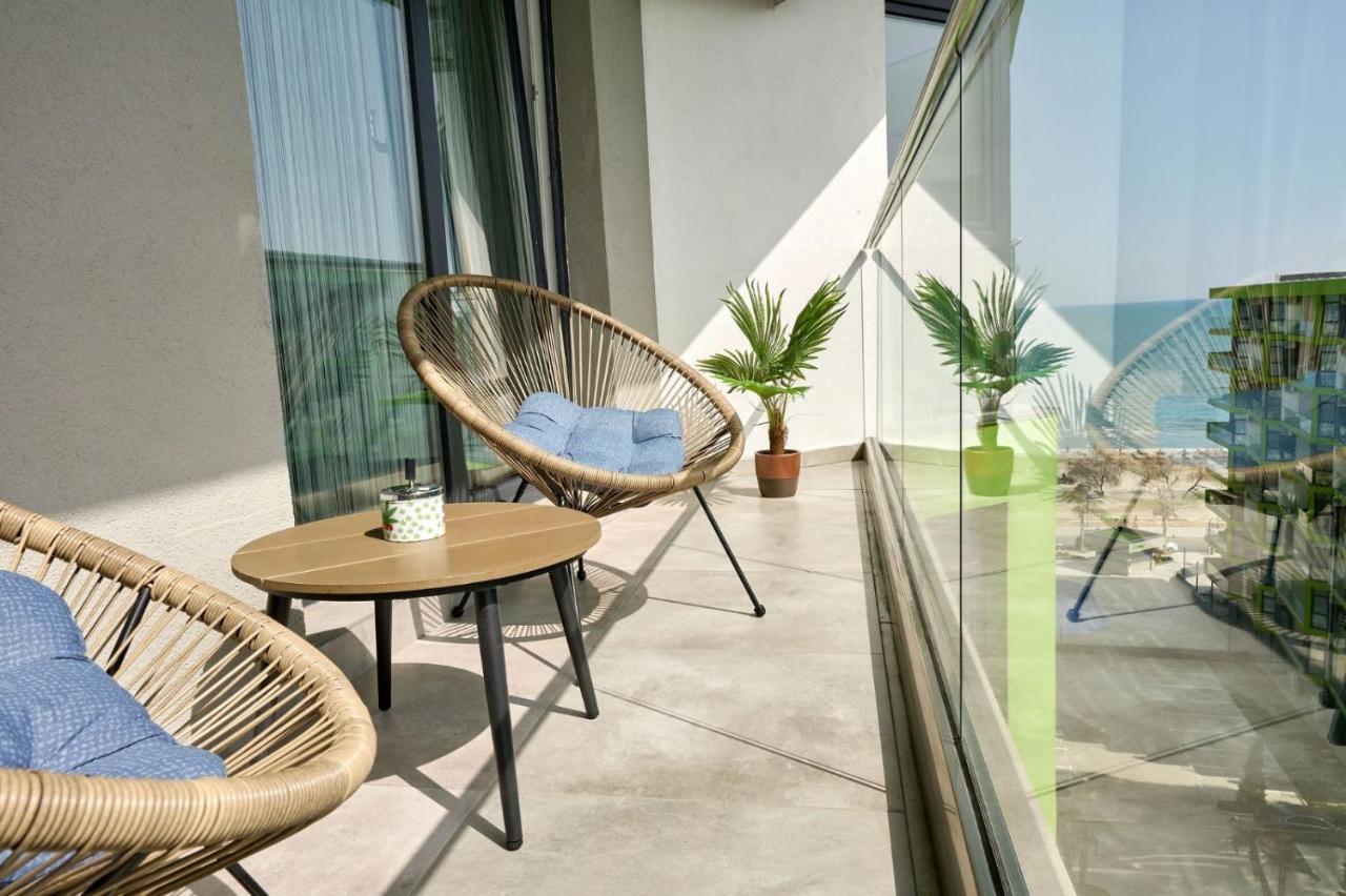 Vintage Breeze Apartment - Spa Pools Resort Mamaia Esterno foto