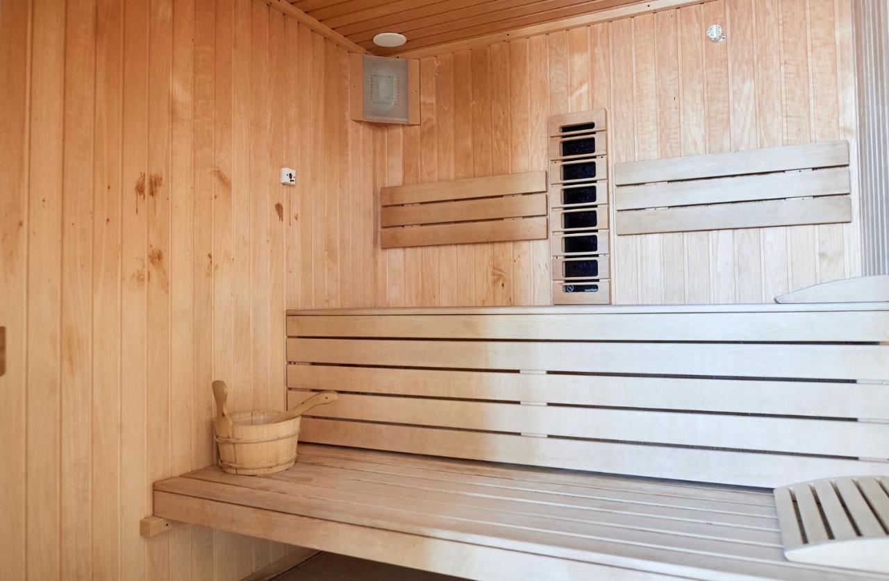 Vintage Breeze Apartment - Spa Pools Resort Mamaia Esterno foto