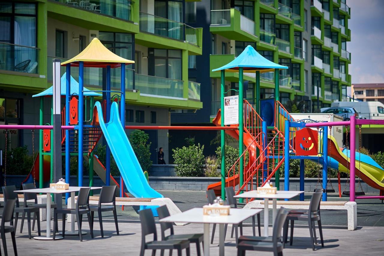 Vintage Breeze Apartment - Spa Pools Resort Mamaia Esterno foto